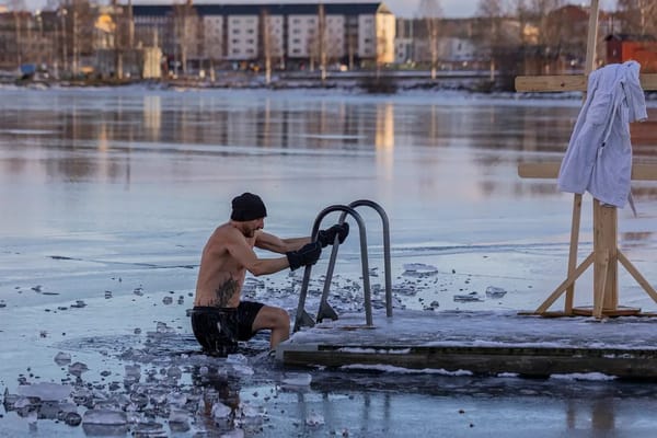 The Ice Bath Paradox: How Cold Water Immersion Can Undercut the Muscle Gains Elite Athletes Train For