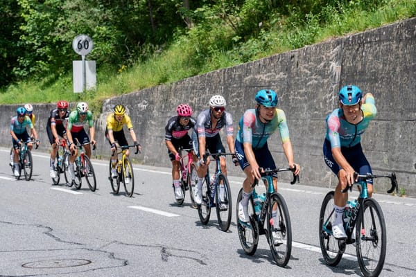 The Handover: How Enric Mas Turned an Overnight Promotion Into a Vuelta a España Title